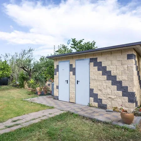 Domus Andrea Und Carolina Holiday home *