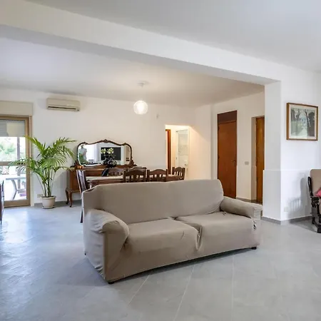 Domus Andrea Und Carolina Holiday home Castiglione De Sicilia